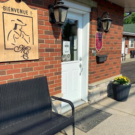 Motel Exquise Coaticook Buitenkant foto