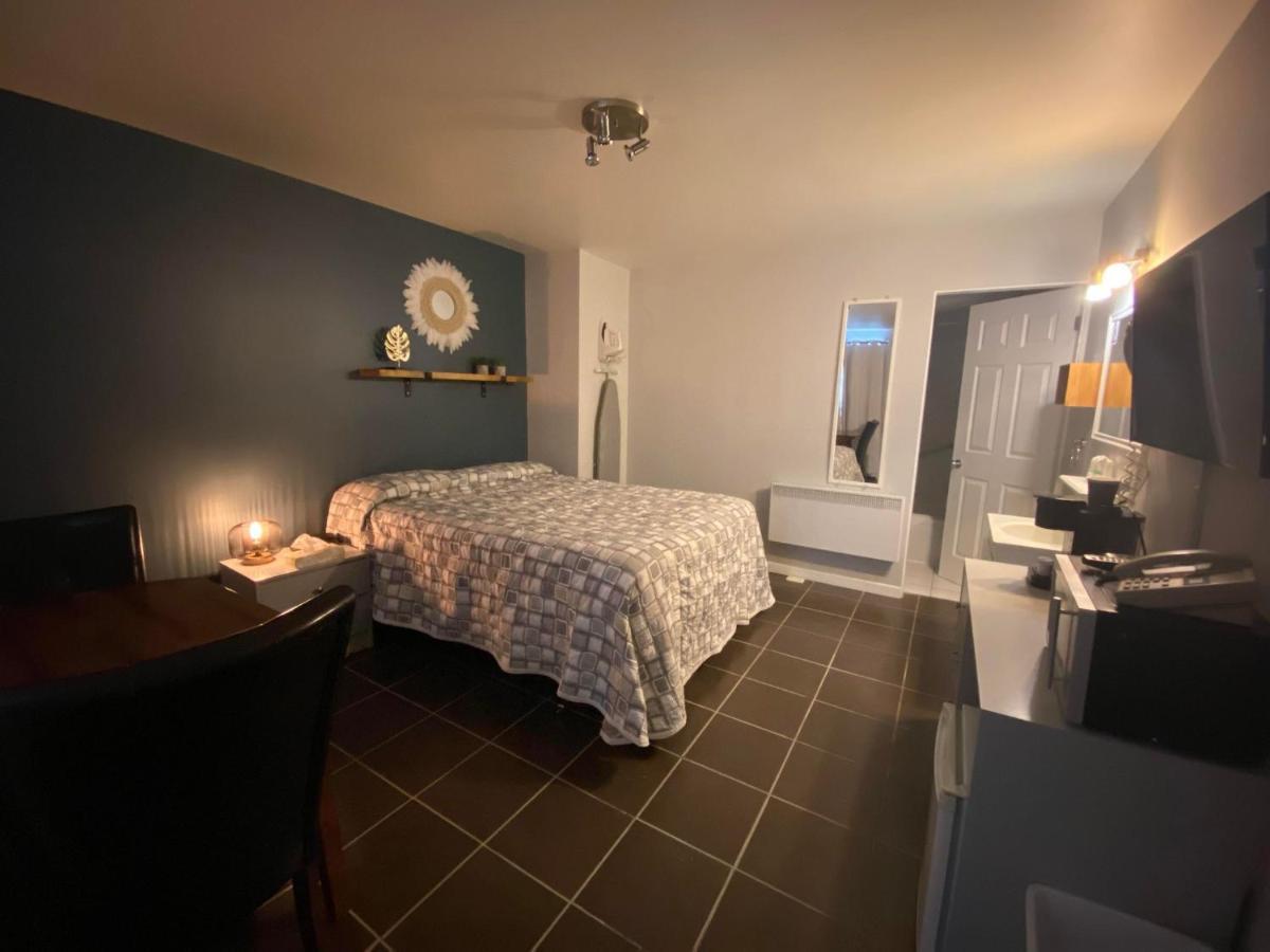 Motel Exquise Coaticook Buitenkant foto