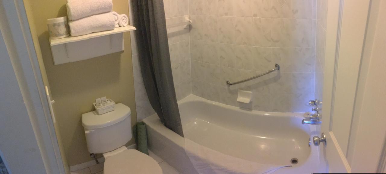 Motel Exquise Coaticook Buitenkant foto