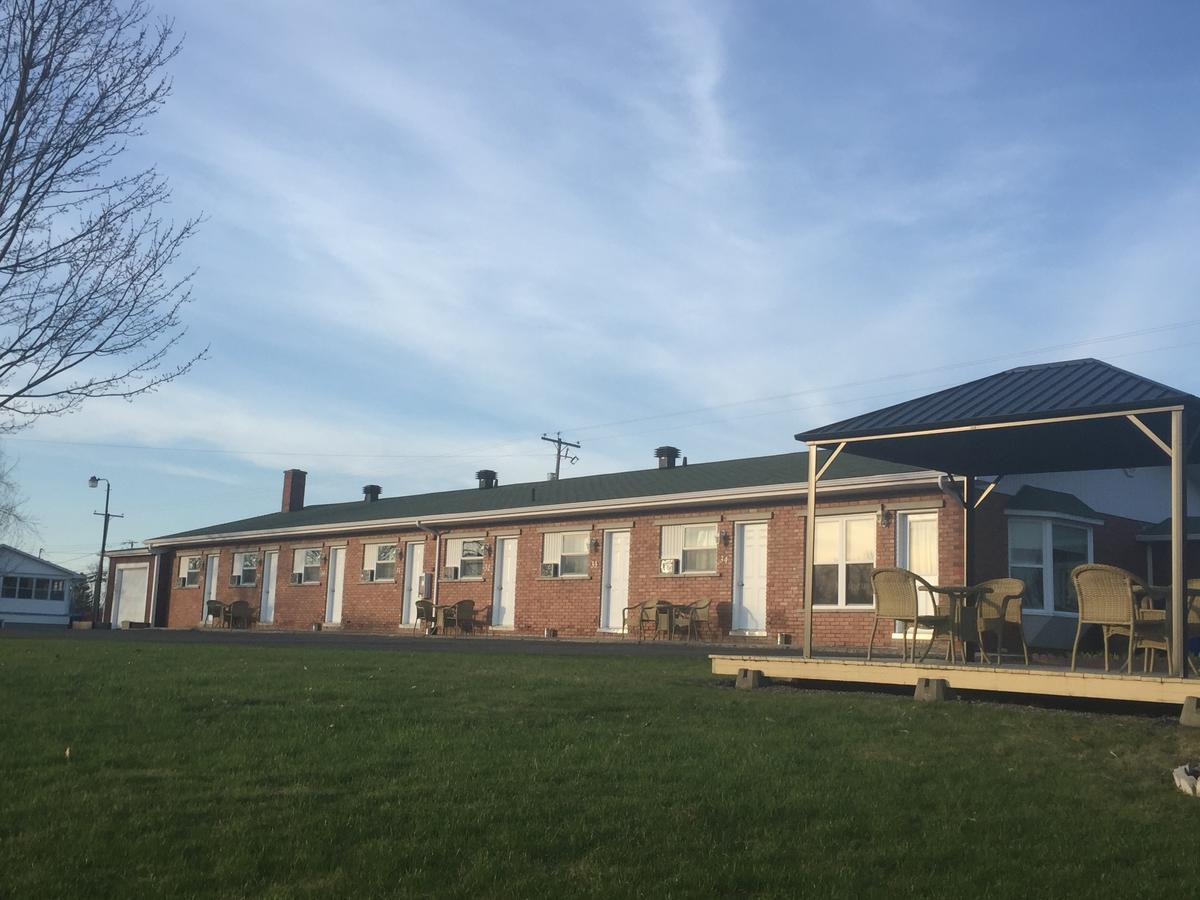 Motel Exquise Coaticook Buitenkant foto
